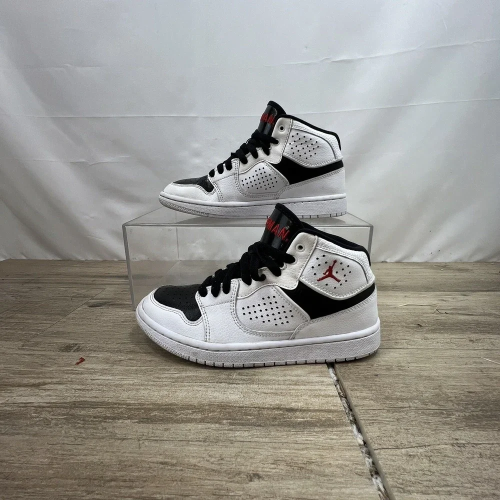 Nike Jordan Access White/Gym Red-Black - Size 4Y